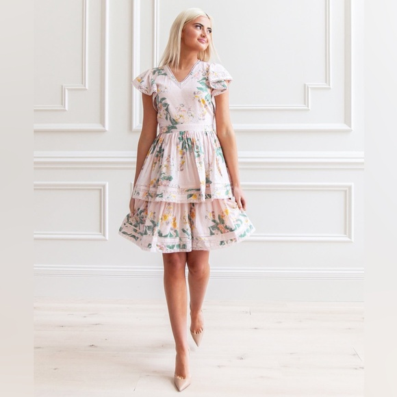 Rachel Parcell Dresses & Skirts - Rachel Parcell Floral Tiered Dress Nordstrom Exclusive Size Large EUC